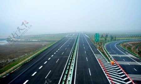 陕西宝汉高速公路图片