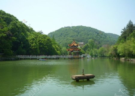 玉泉寺湖光山水图图片