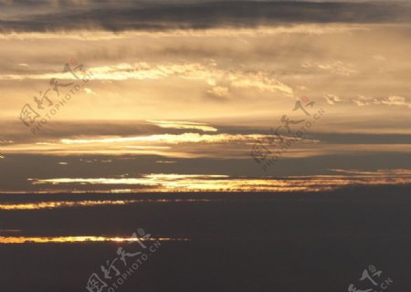 黄昏的云图片
