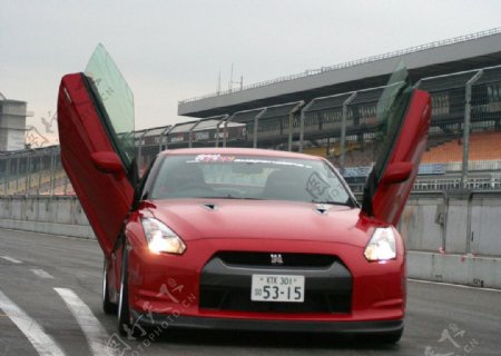日产GTR超级跑车图片