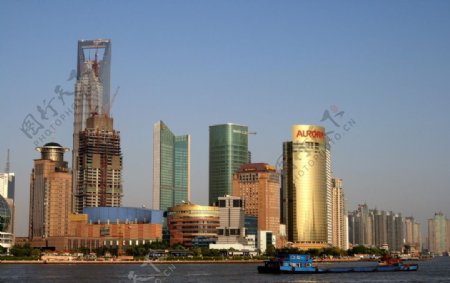 上海浦东陆家嘴的摩天大楼图片