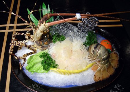 日本料理龙虾图片