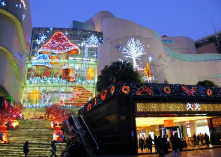 新年时的上海久光SOGO百货商店图片