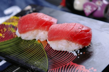 金枪鱼寿司图片