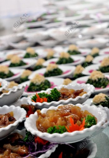 农村喜宴菜肴图片