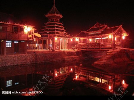 肇兴侗寨夜景图片