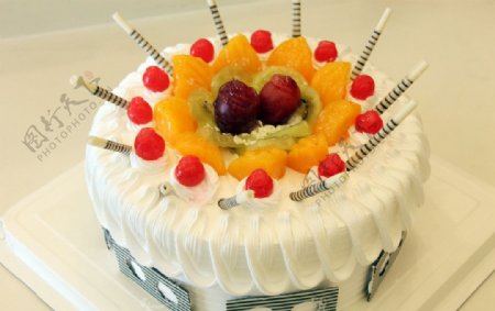 欧式蛋糕生日蛋糕奶油蛋糕图片
