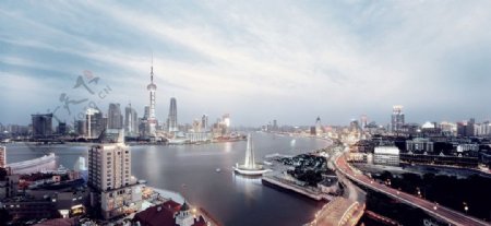 上海黄浦江180度全景图片
