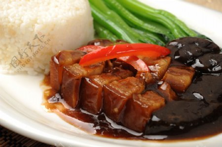 东坡肉饭图片