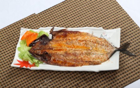 烤日本青鱼图片