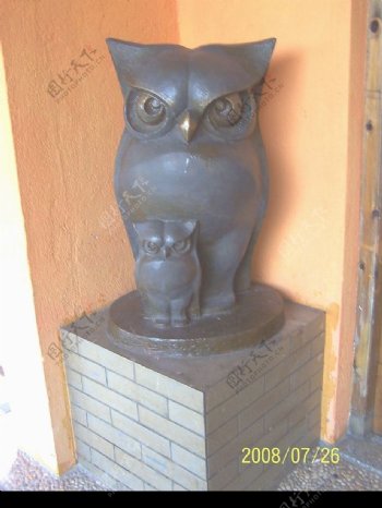 南昆山猫头鹰石雕图片