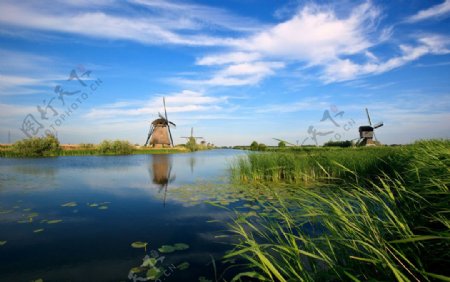 荷兰风车和运河风景高清壁纸图片