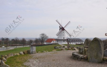 丹麦Dybbol的风车图片