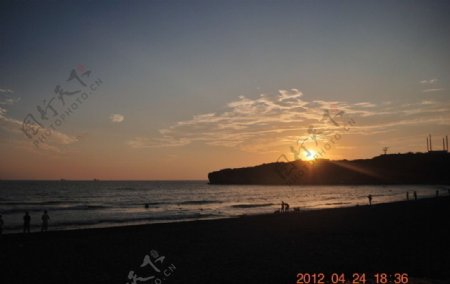 台湾海边夕阳图片
