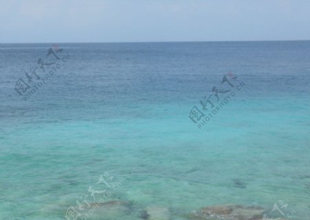 马来西亚浪中岛海边图片