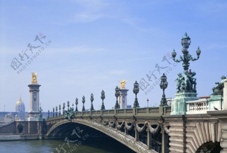 法国的桥图片