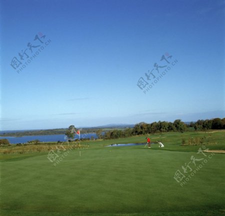 爱尔兰德鲁伊兹格林高尔夫球场图片