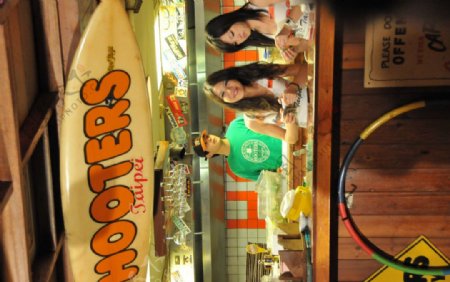 Hooters美国猫头鹰餐厅图片