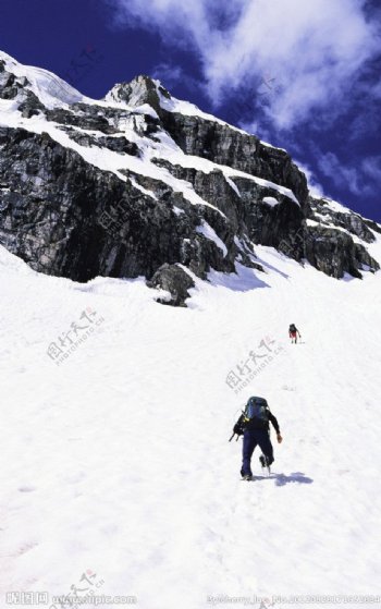 极限运动登雪山图片