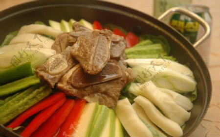 韩式牛排火锅图片