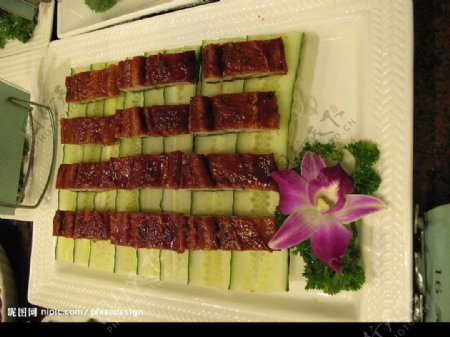 日式烤鳗鱼图片