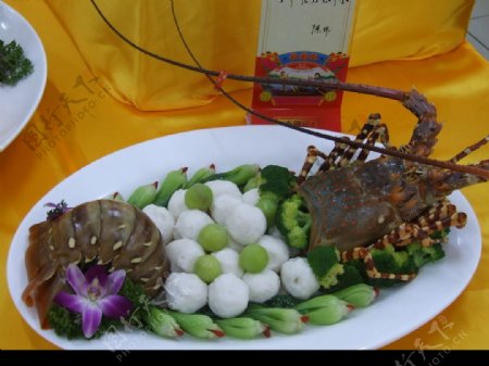 翡翠龙虾球图片