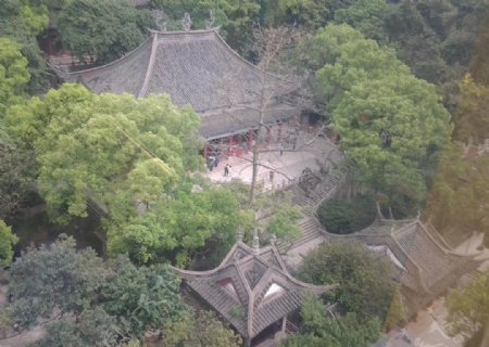 白云山寺庙图片