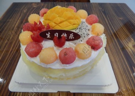 千层生日蛋糕图片