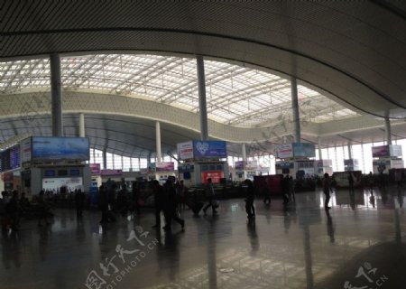 长沙火车南站图片