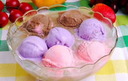 冰淇淋花式甜品图片