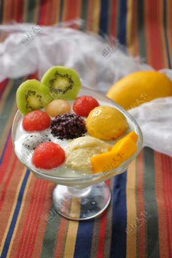 水果捞西餐冰饮图片