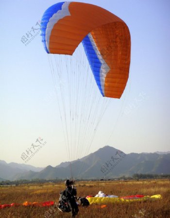 滑翔伞运动3图片