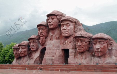 红军领袖群雕左侧图片