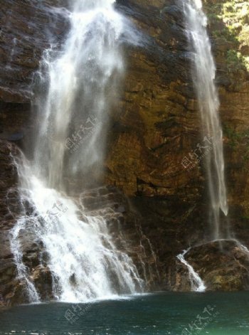 庐山瀑布水图片