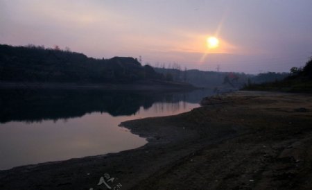 娄河落日图片