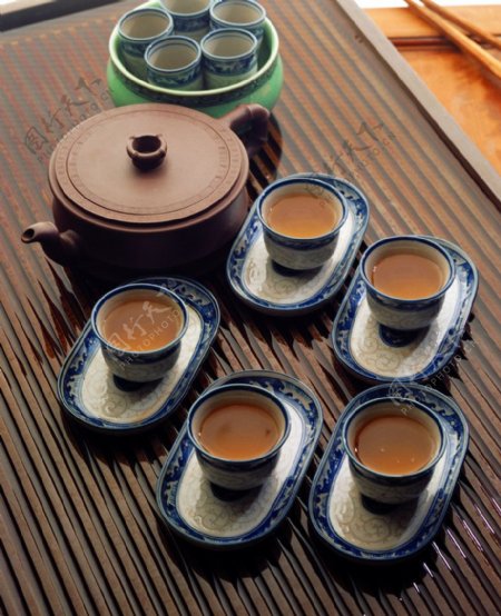 茶壶茶水茶艺图片