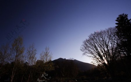 傍晚的惠庭山图片
