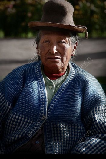 安第斯山的印加老女人图片