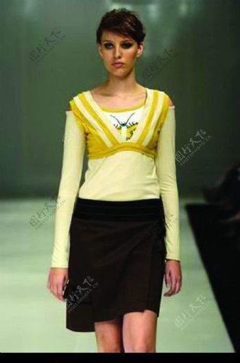 里约热内卢2004女装秋冬新品发布会0066
