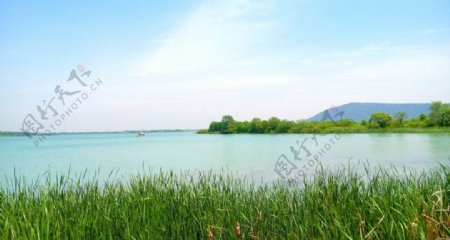 龙水湖景