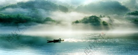 雾漫小东江湖水山水