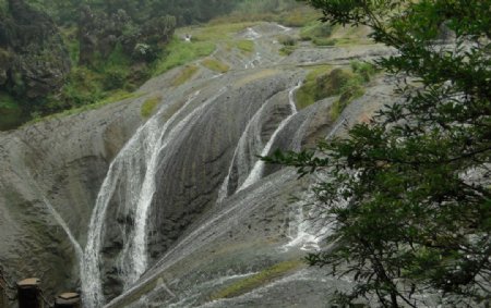 陡坡塘瀑布