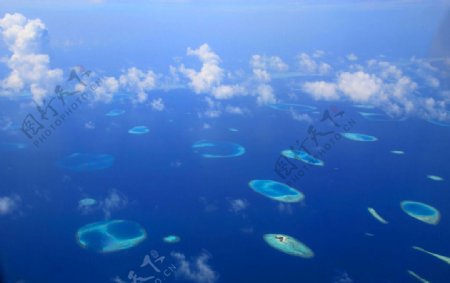马尔代夫海岛鸟瞰图