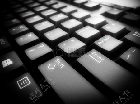 电脑的黑色键盘