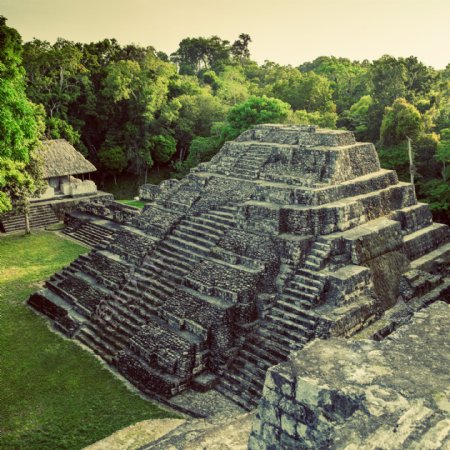 墨西哥金字塔