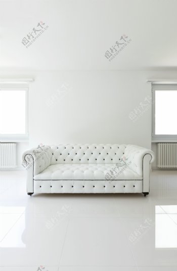 白色的欧式沙发