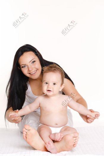 妈妈与宝宝亲子画面图片