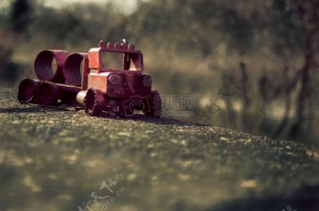 玩具卡车模型