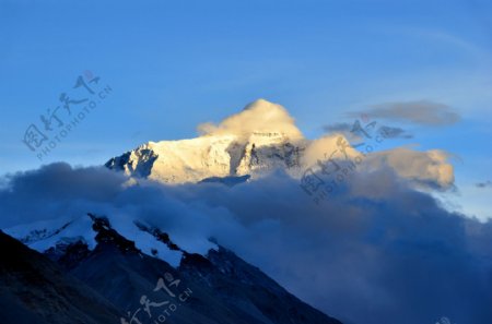 西藏珠穆朗玛峰