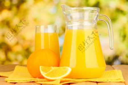橙子与橙汁摄影图片